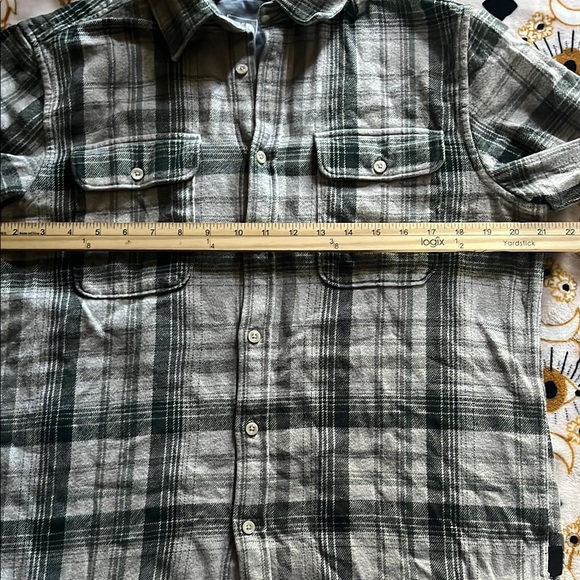 The North Face Flannel Plaid Men's Shirt - Picture 8 of 9